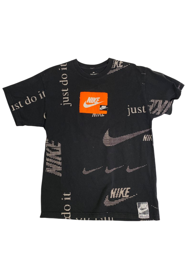 Nike Graphic T-Shirt Men's