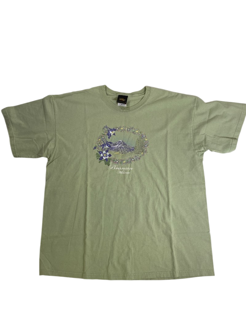 Prairie Mountain  Graphic T-Shirt Vintage