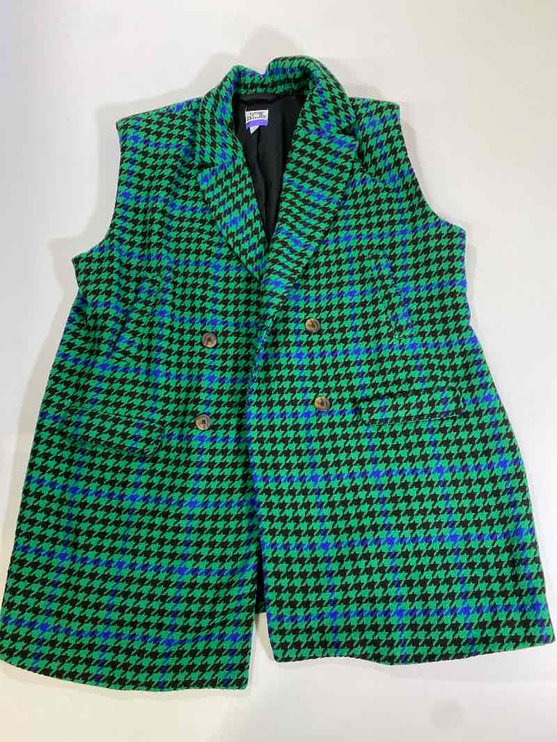 Future Collective  Sleeveless Blazer Outerwear