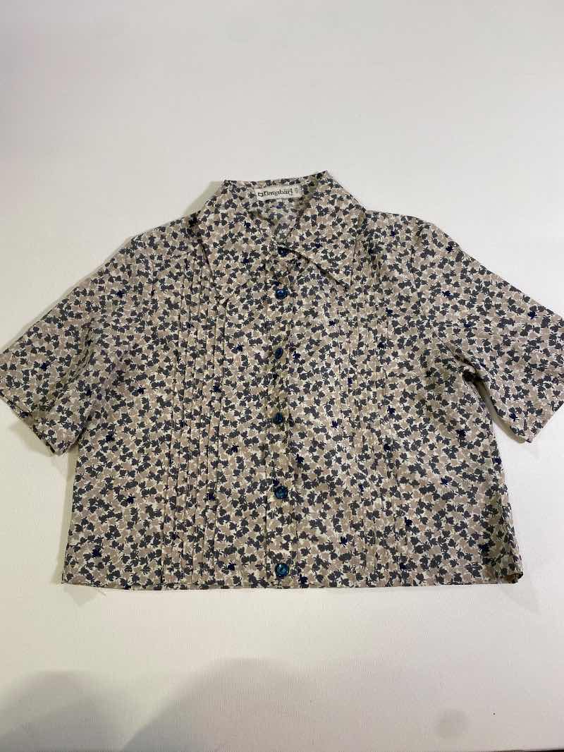 Danabari Vintage Button-Up Blouse Vintage