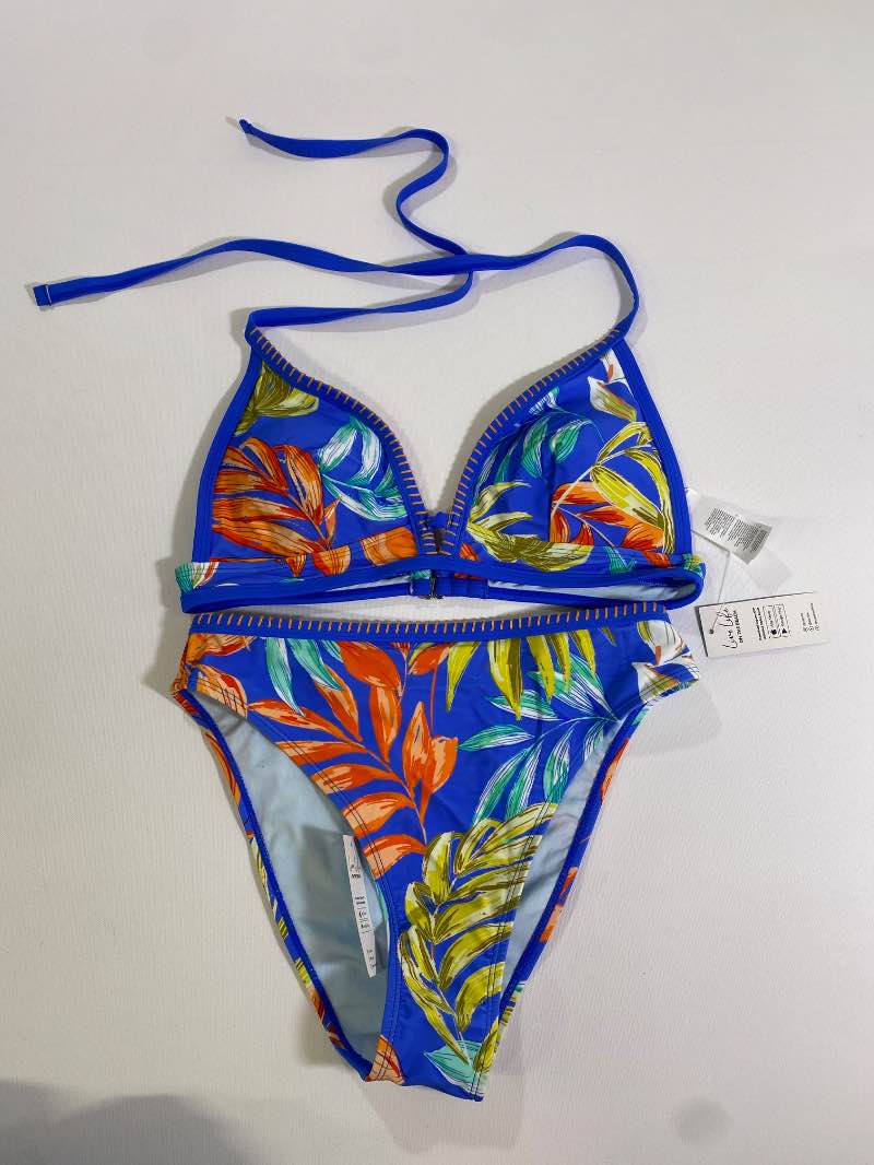 Cup She  Bold Tropical Swimwear
