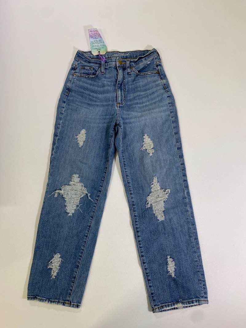 Universal Thread  Distressed Straight-Leg Jeans
