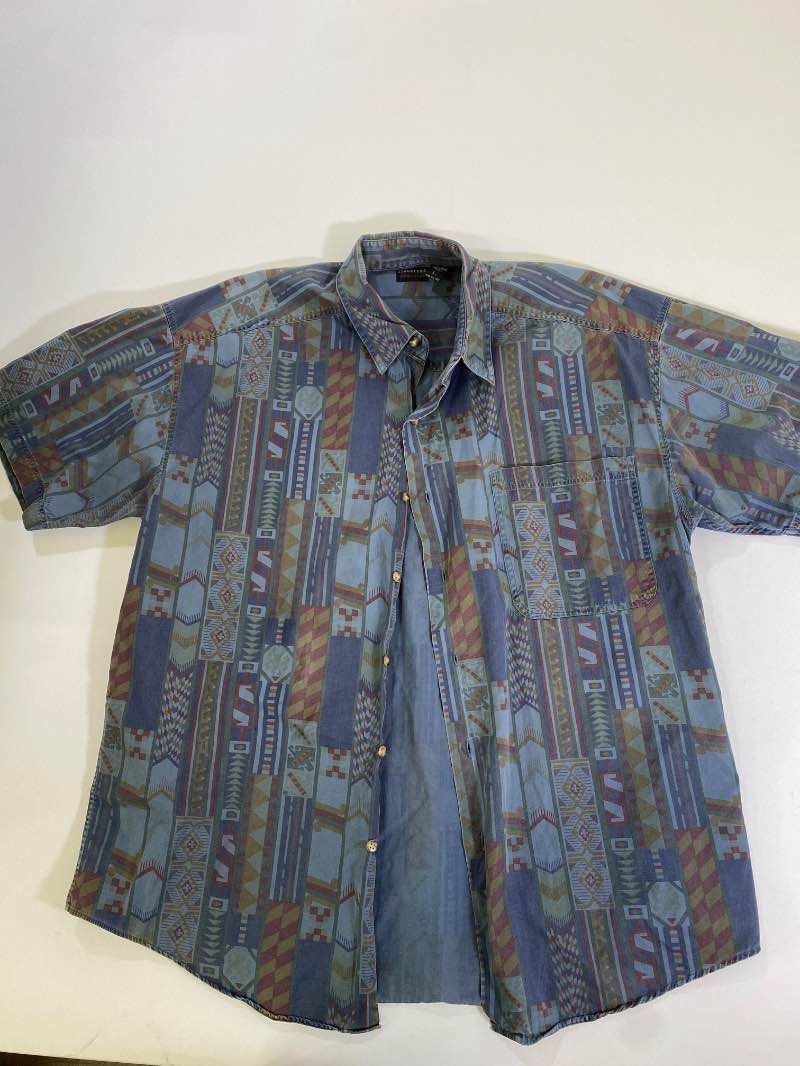 Structure  Patterned Button-Up Men's