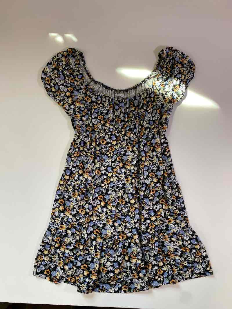 Hollister  Floral Puff-Sleeve Dresses