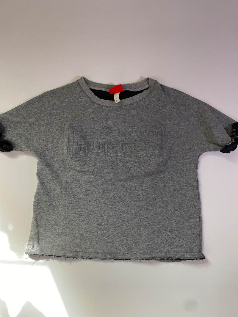 Hunter  Frayed Hem Short Sleeves
