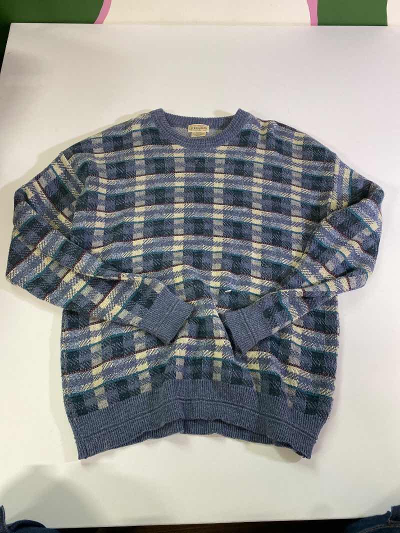 St John’s bay Plaid Knit Sweater Vintage