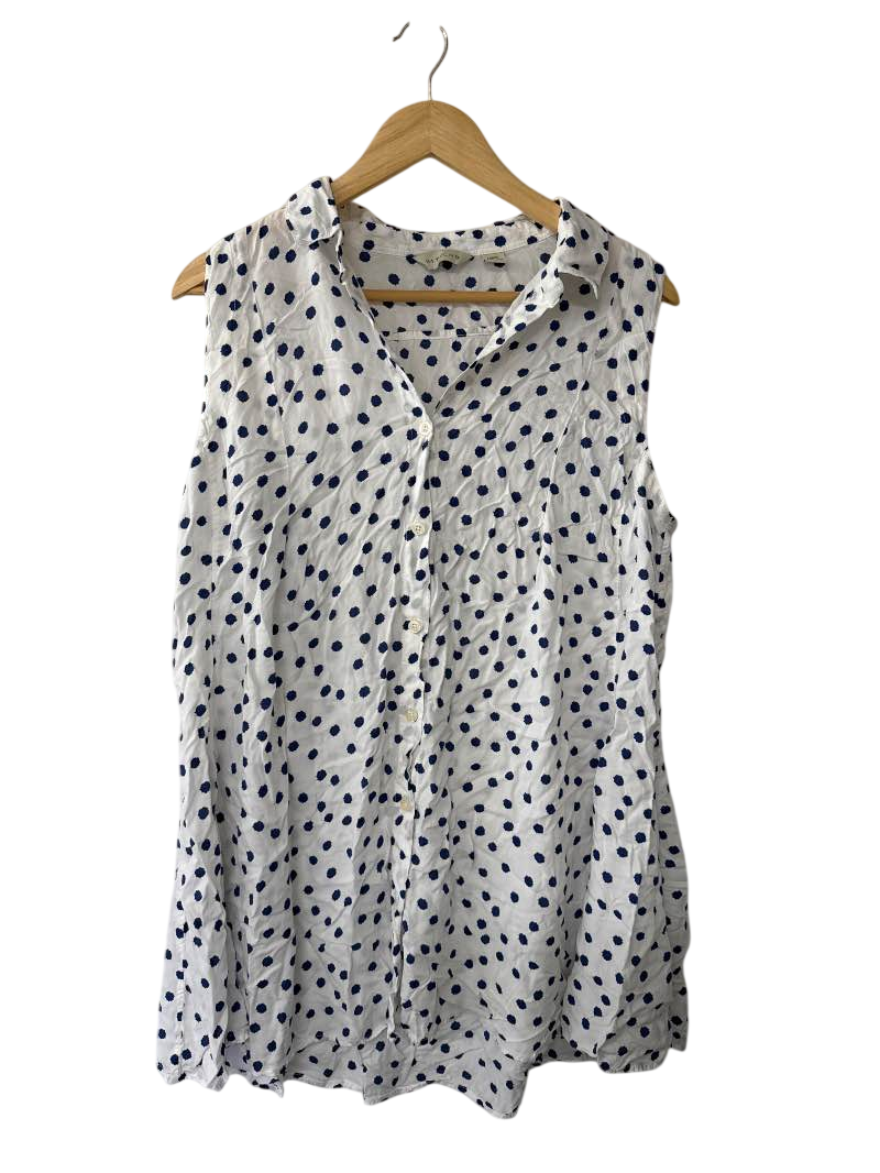 11.1 Tylho Button-Down Sleeveless Tanks