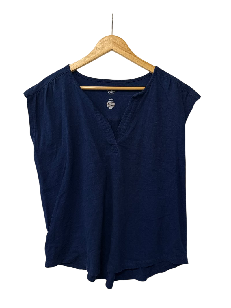 ST John’s Bay V-Neck Short Sleeves