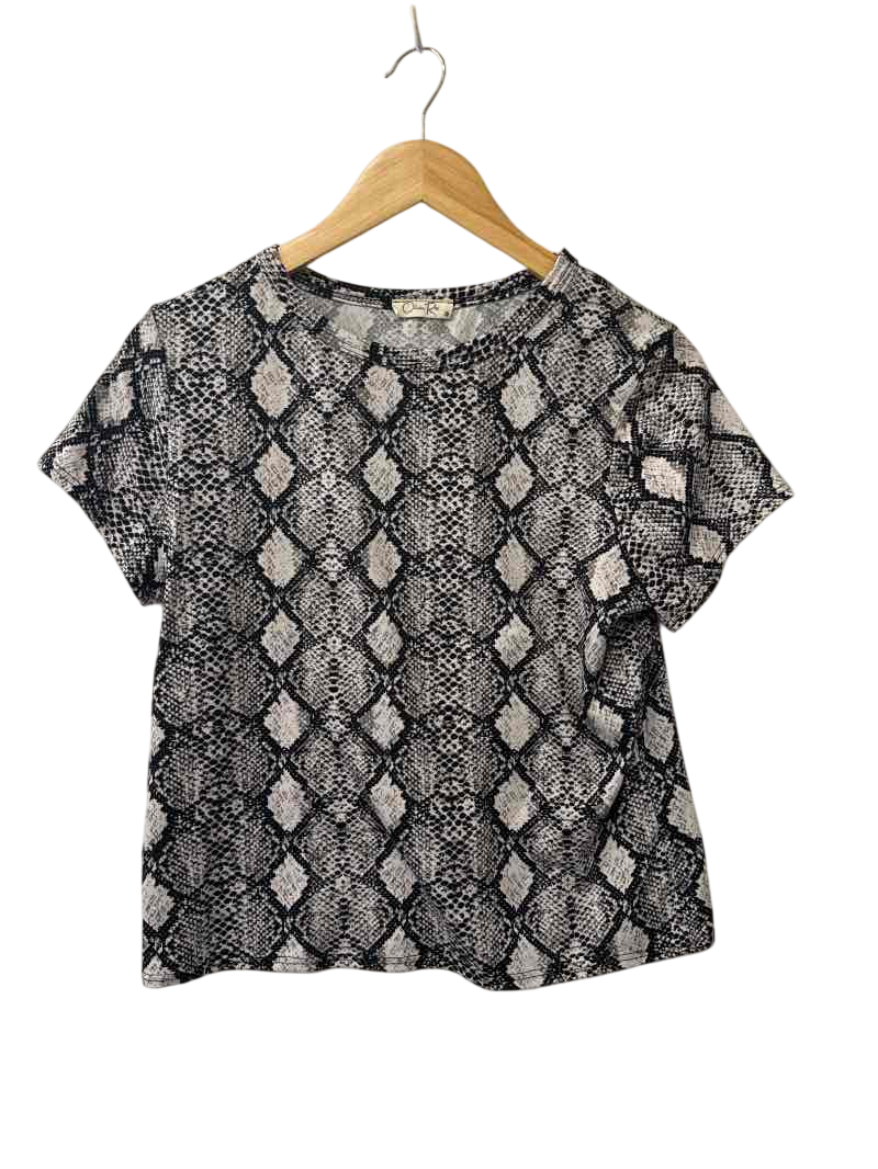 Olivia Roe Snake Print Short Sleeves